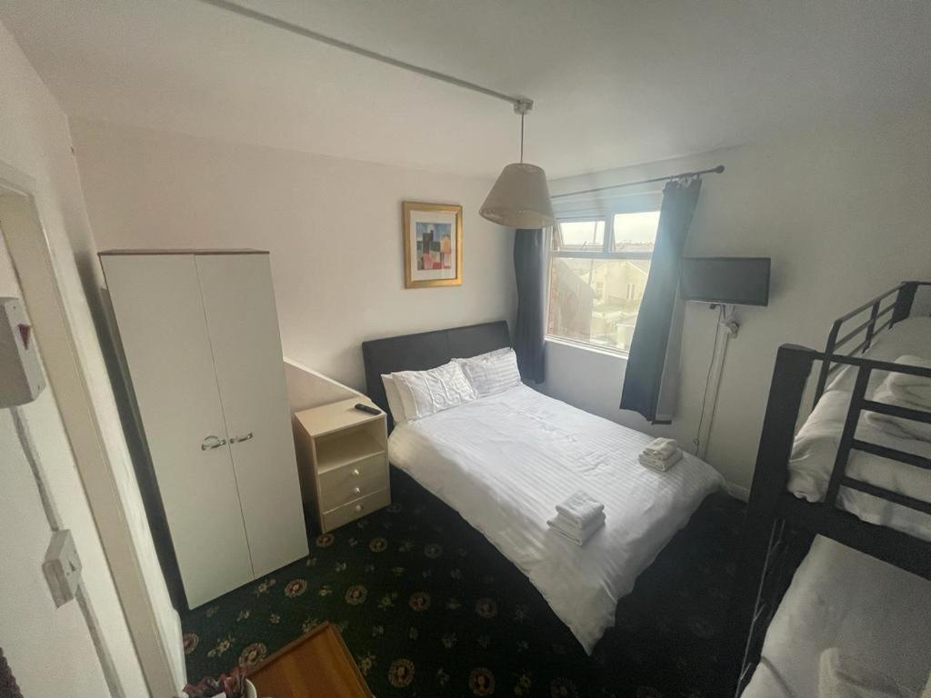 Northern Pearl Hotel 블랙풀 외부 사진